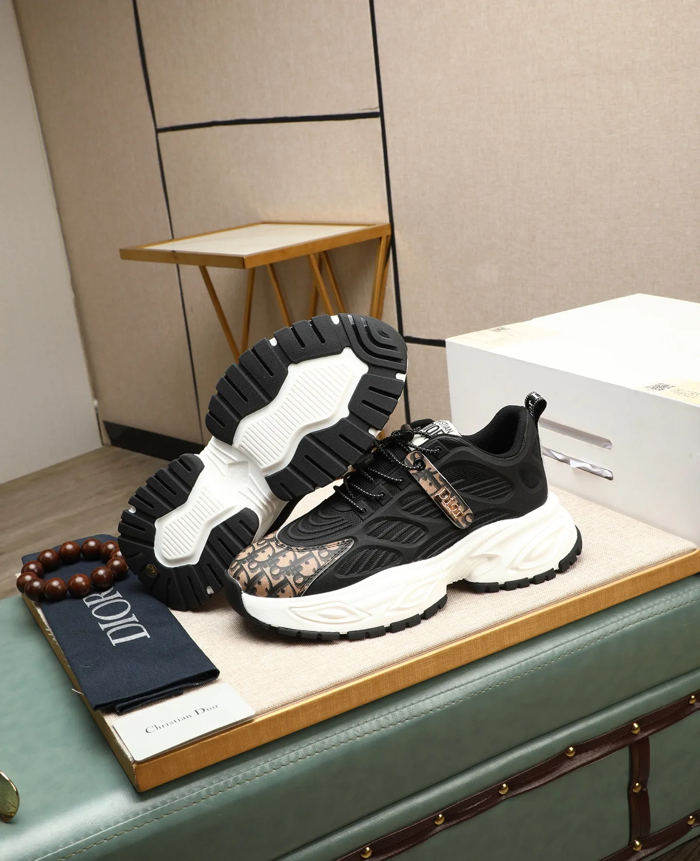 Men's men's shoes💰460 🌹🌹[Dior] 2025 latest model🙈original replica! 👟👟👟You can go to the top-notch workmanship. The upper is made of Italian 🇮🇹imported cowhide. The mesh lining is suitable for travel. The original replica outsole makes it suitable for all kinds of travel, showing low-key luxury. Let quality speak for itself. Color: Size: 38-44